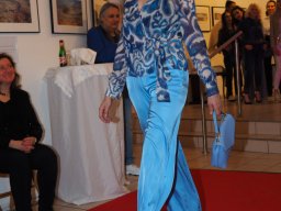 Fashion Show in der Contemplor Galerie Wien am 16. 03. 2024